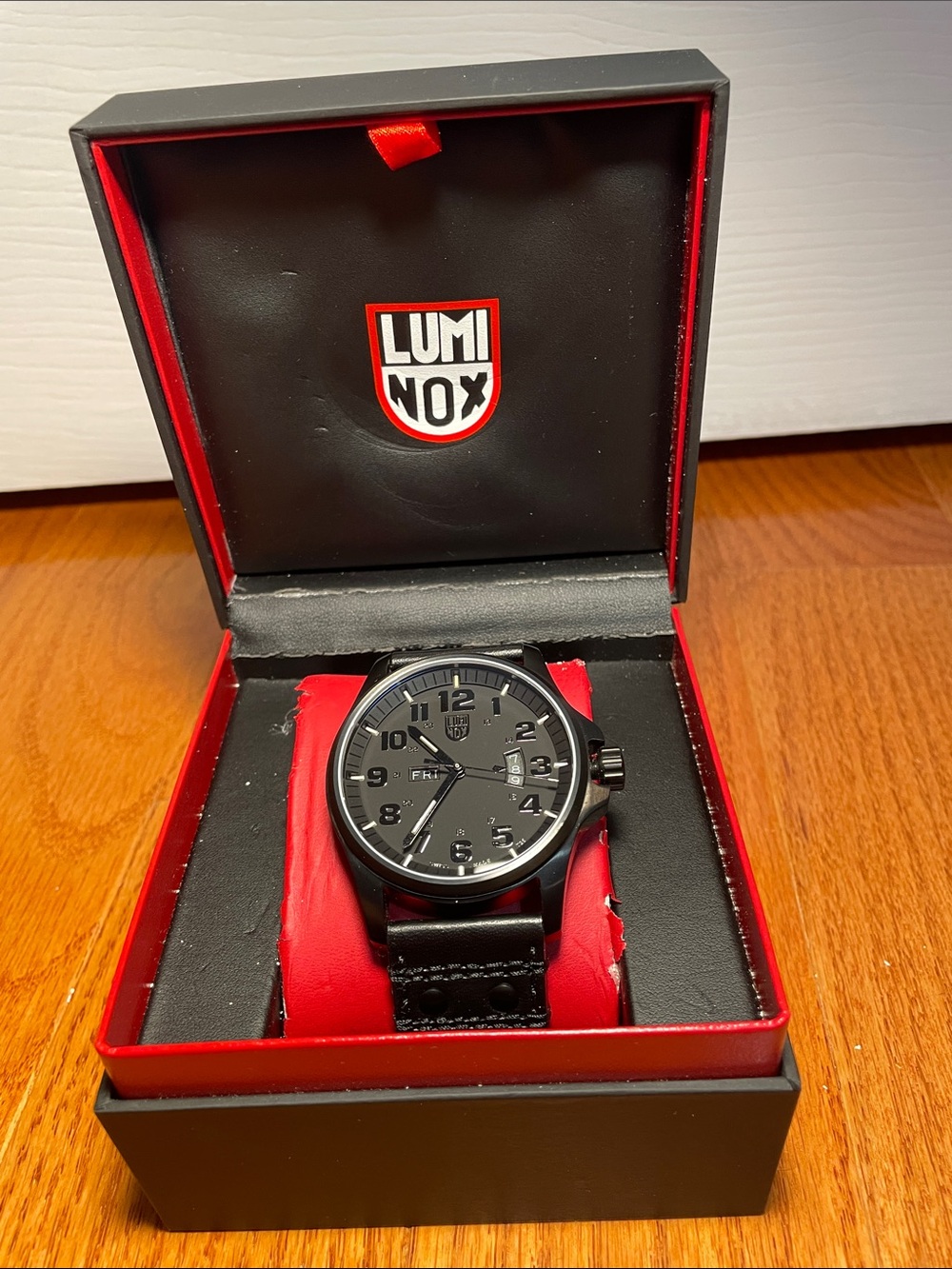 GUC - Luminox Series 1870 watch for men